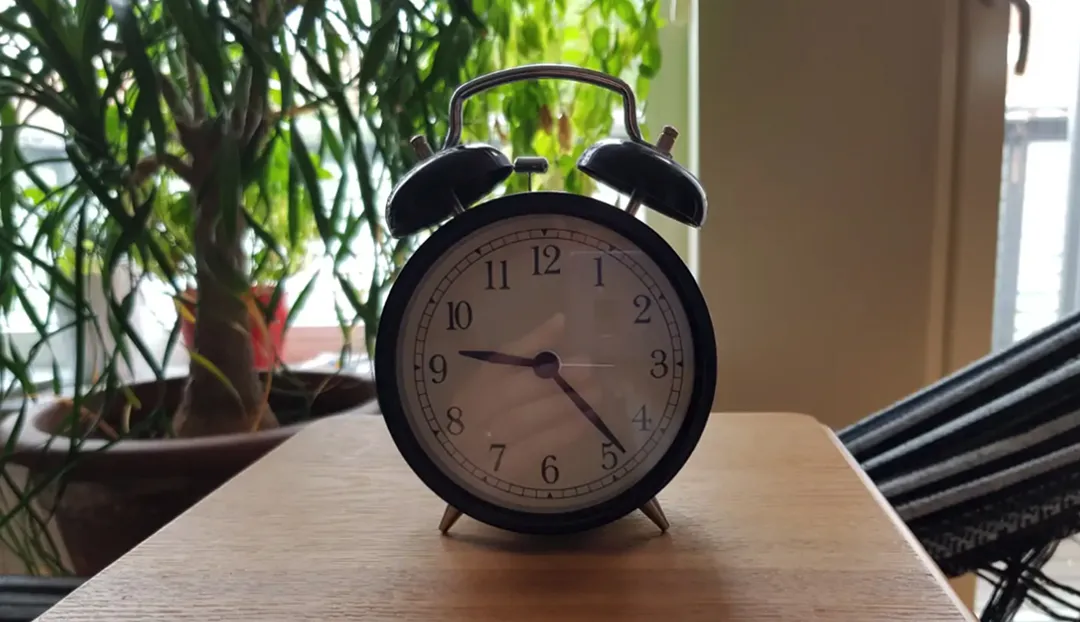 Analog clock using ML